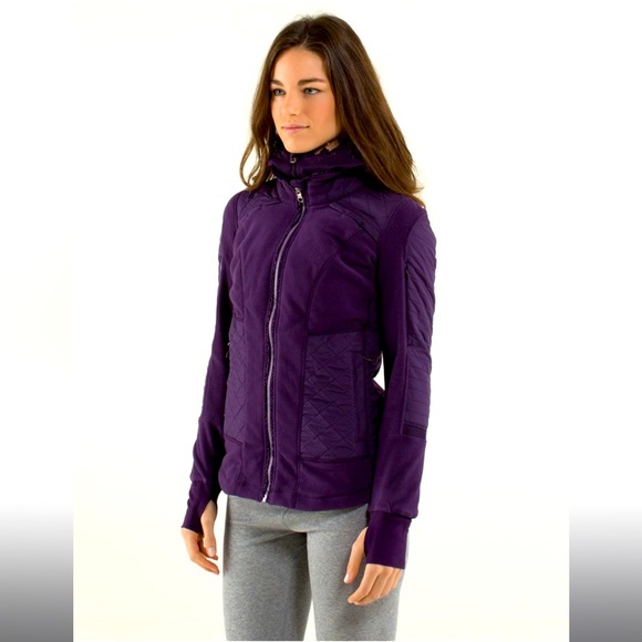 Lululemon RARE ๐ฆ DEEP ZINFANDEL Fleecy Keen Jacket EUC NO FLAWS size 8 - Picture 1 of 16